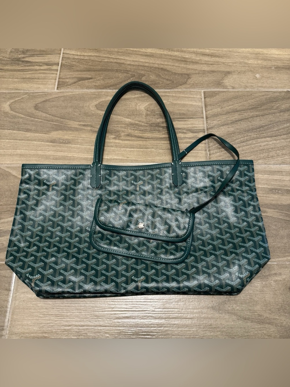 Green Tote with Pouch